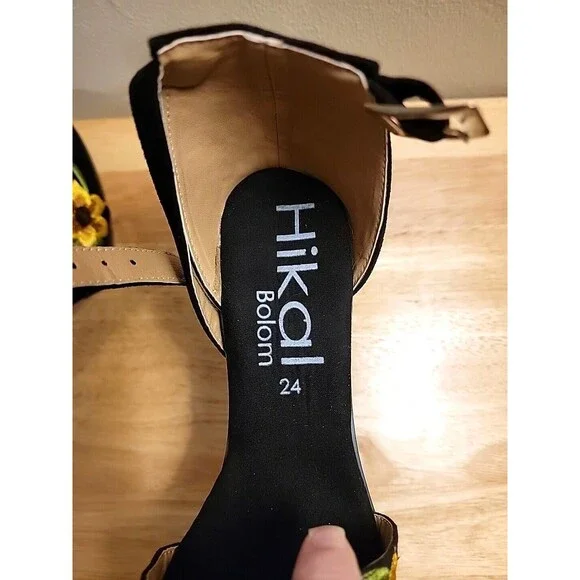 NWOB Hikal Bolom Handmade Floral Embroidered Stiletto Heels From Mexico Sz 7 US - Picture 6 of 12